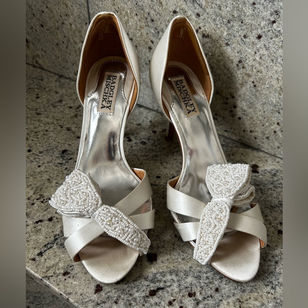 Bradgley Mischka Bridal Heels - size 6.5